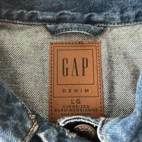 🆕 GAP Denim Trucker Jacket L Large NWT New! Blue - Picture 7 of 11